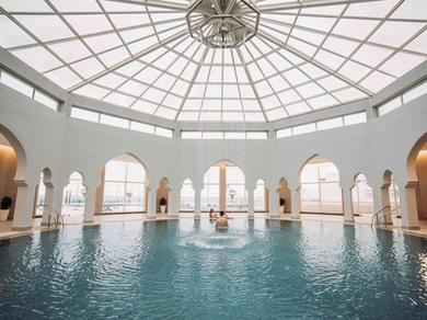 Hallenbad