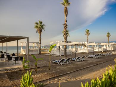 Strand