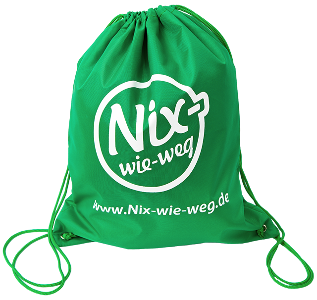 Grüner Strandbeutel mit Nix-wie-weg Logo vorne drauf