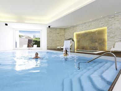 Hallenbad
