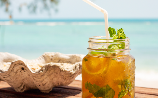 Cocktail am Strand