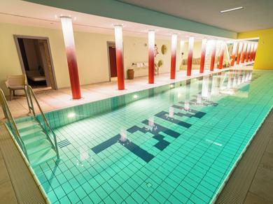 Hallenbad
