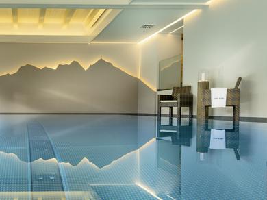 Hallenbad