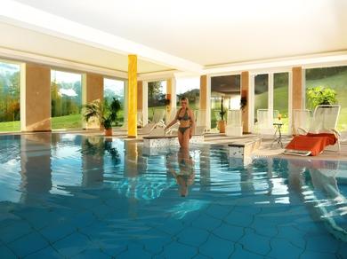 Hallenbad
