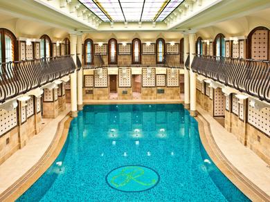 Hallenbad