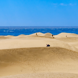 Maspalomas Dünen vor dem Meer auf Gran Canaria