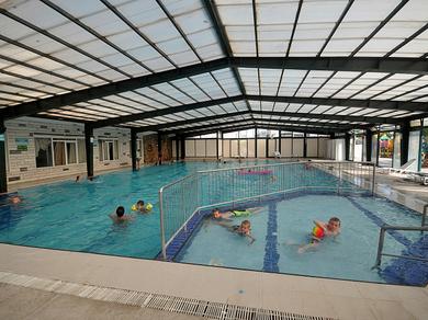 Hallenbad