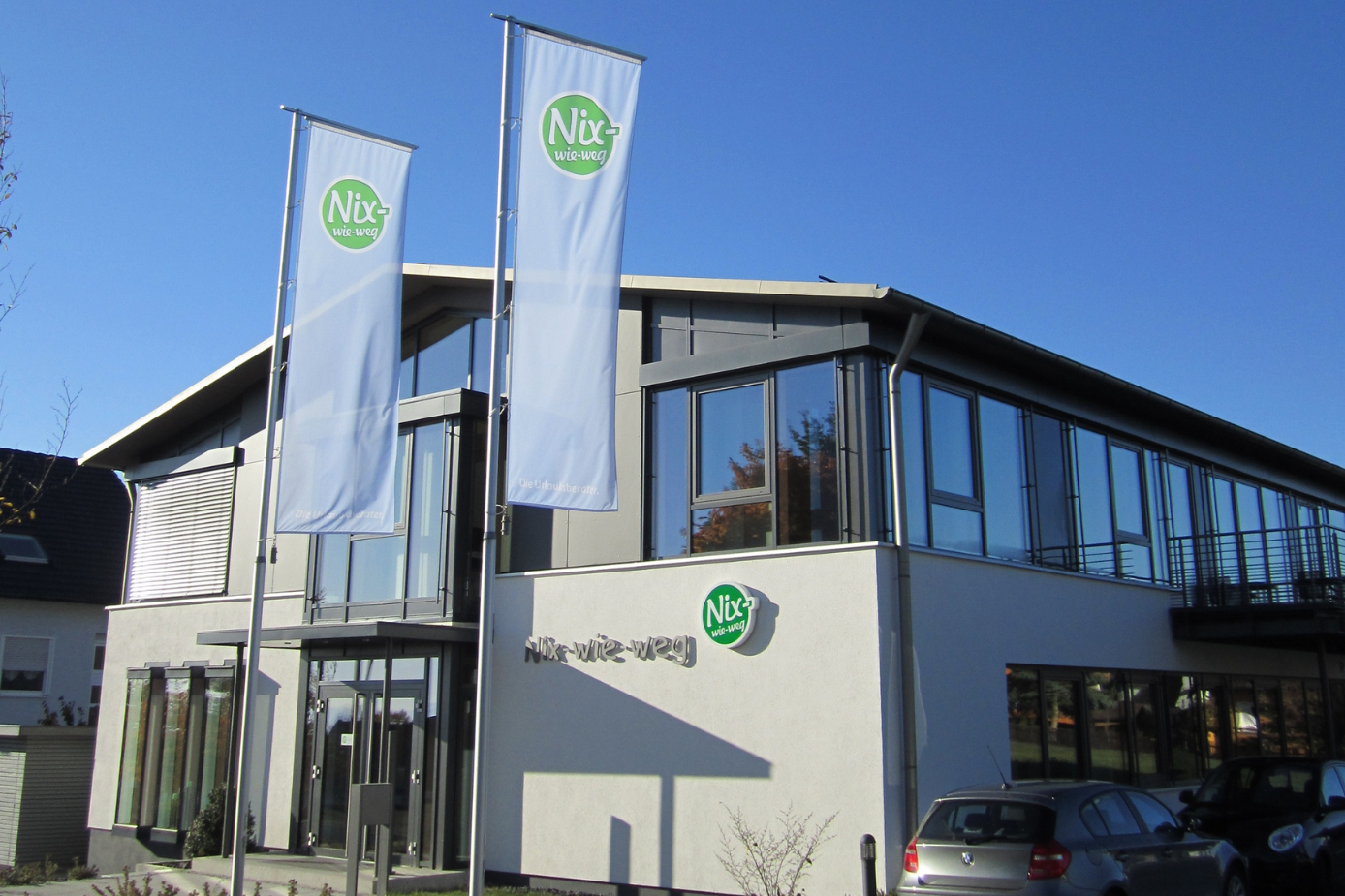 Nix-wie-weg Gebäude in Parkstein