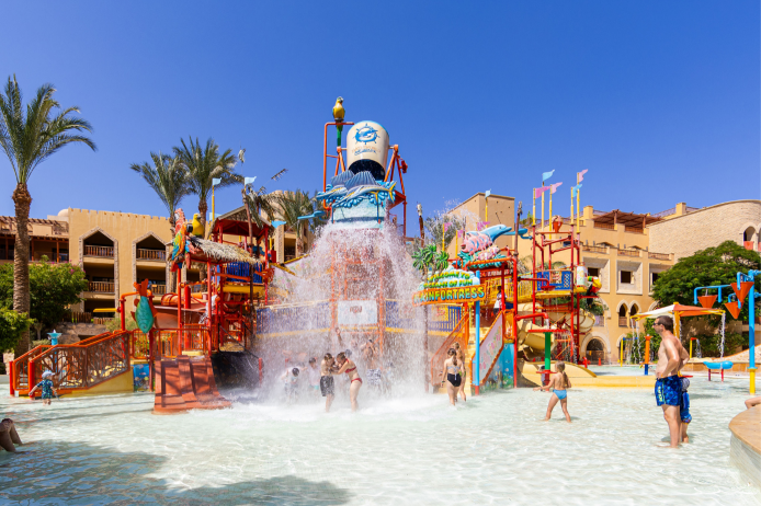 Rutschenparadies für Kinder im Grand Waterworld in Makadi Bay
