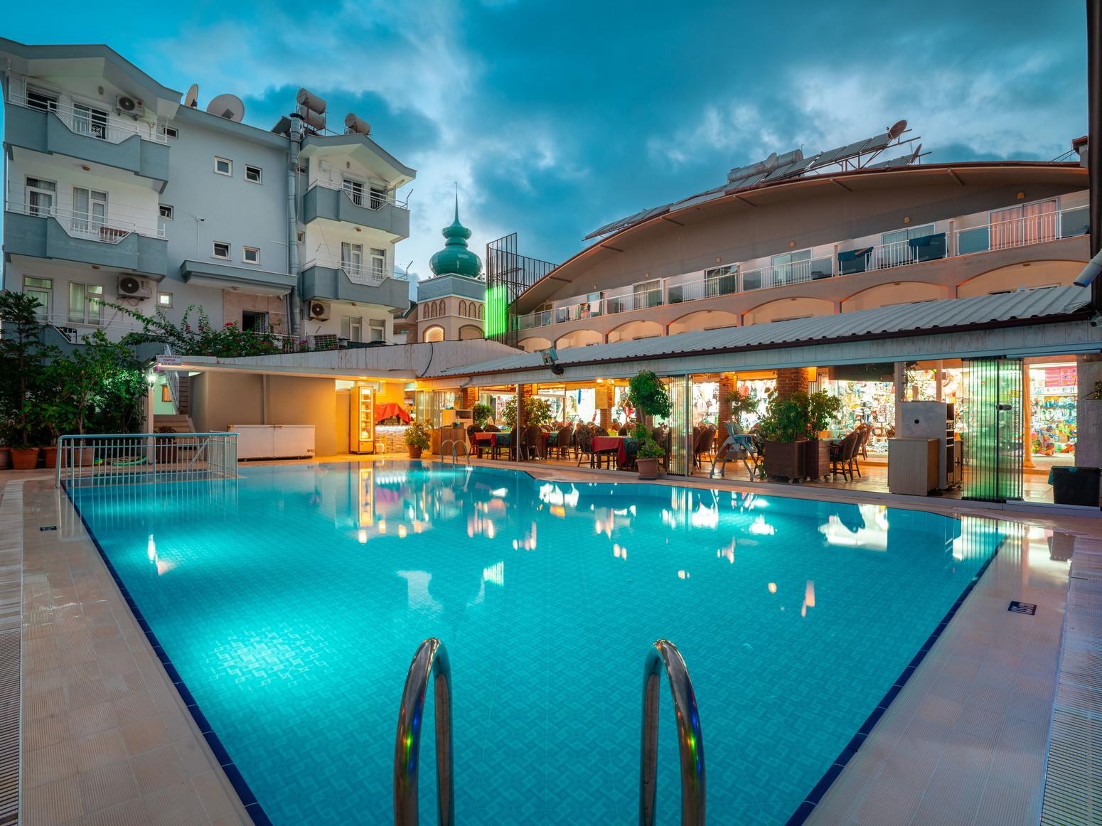 Pool