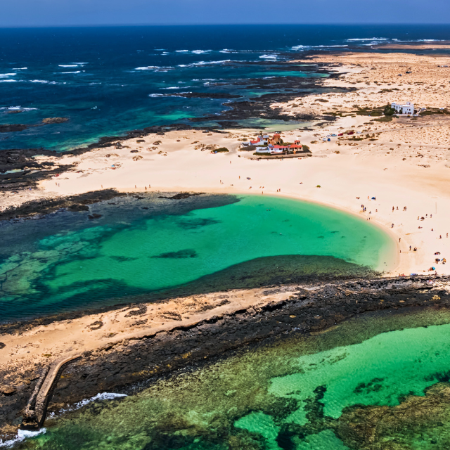 Strand La Concha om einer Bucht bei El Cotillo