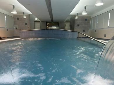 Hallenbad