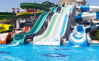 Top 15 Hotels mit Wasserrutschen